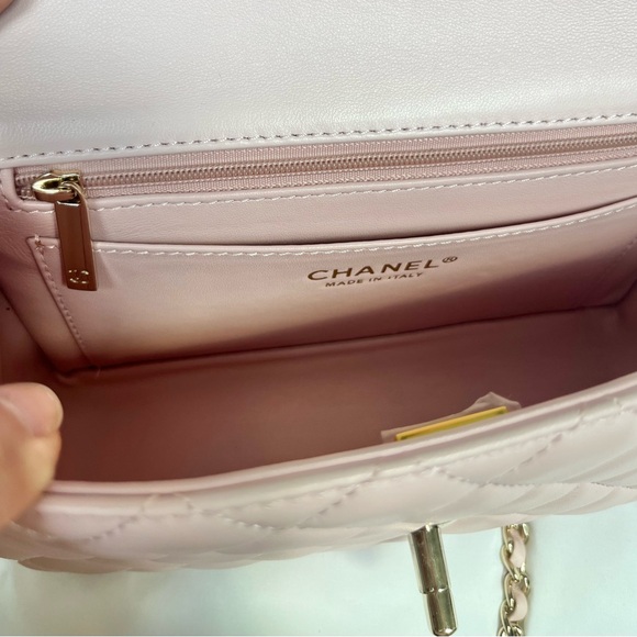 Pink Mini Top Handle - Picture 5 of 8